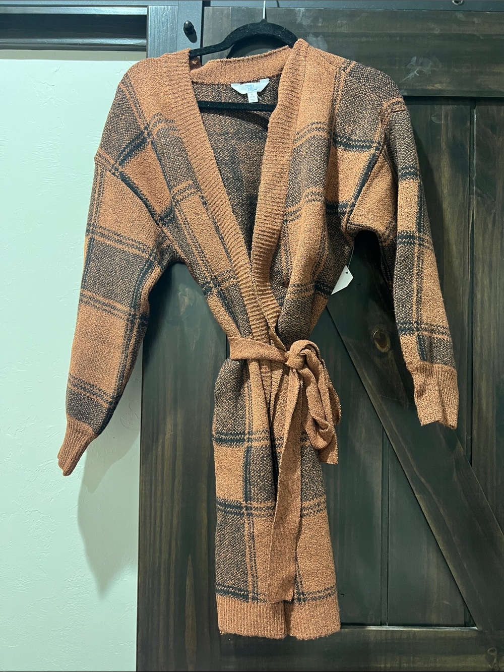 Time and Tru Brown and Black Plaid Belted Knit Cardigan with Pockets